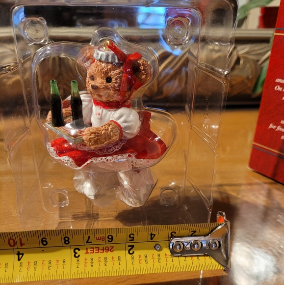 Coca-Cola Cutie Christmas ornament. - Picture 6 of 8